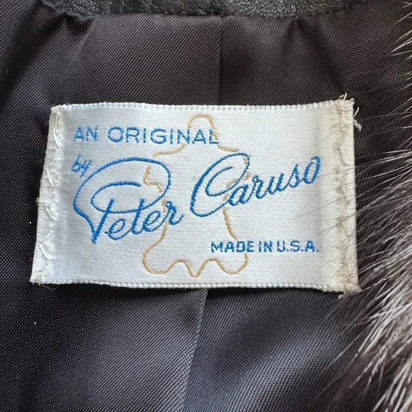 Vintage Peter Caruso leather and fox fur shawl collar! - Picture 6 of 8